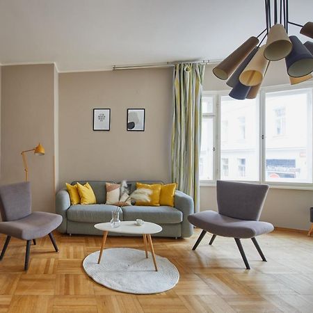 Prague Days - Modern Apt W Retro Elements - New Town Екстериор снимка