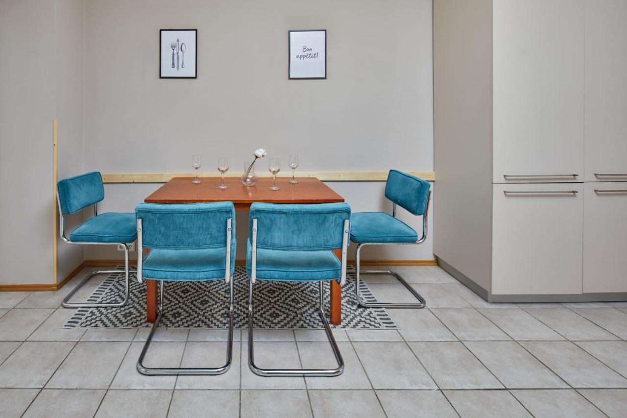 Prague Days - Modern Apt W Retro Elements - New Town Екстериор снимка